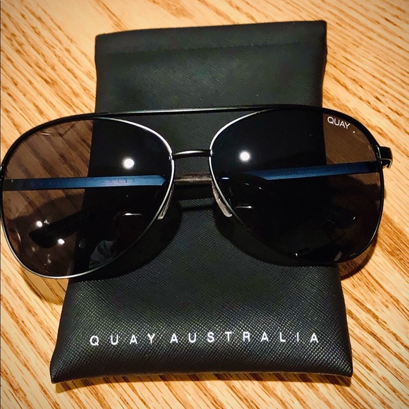 On Sale! Quay Aviator Sunglasses 🕶, never worn! Received as gift. - Picture 2 of 5